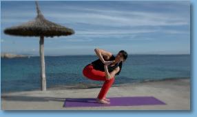 Thumbnail11TheChairtheChairTwist